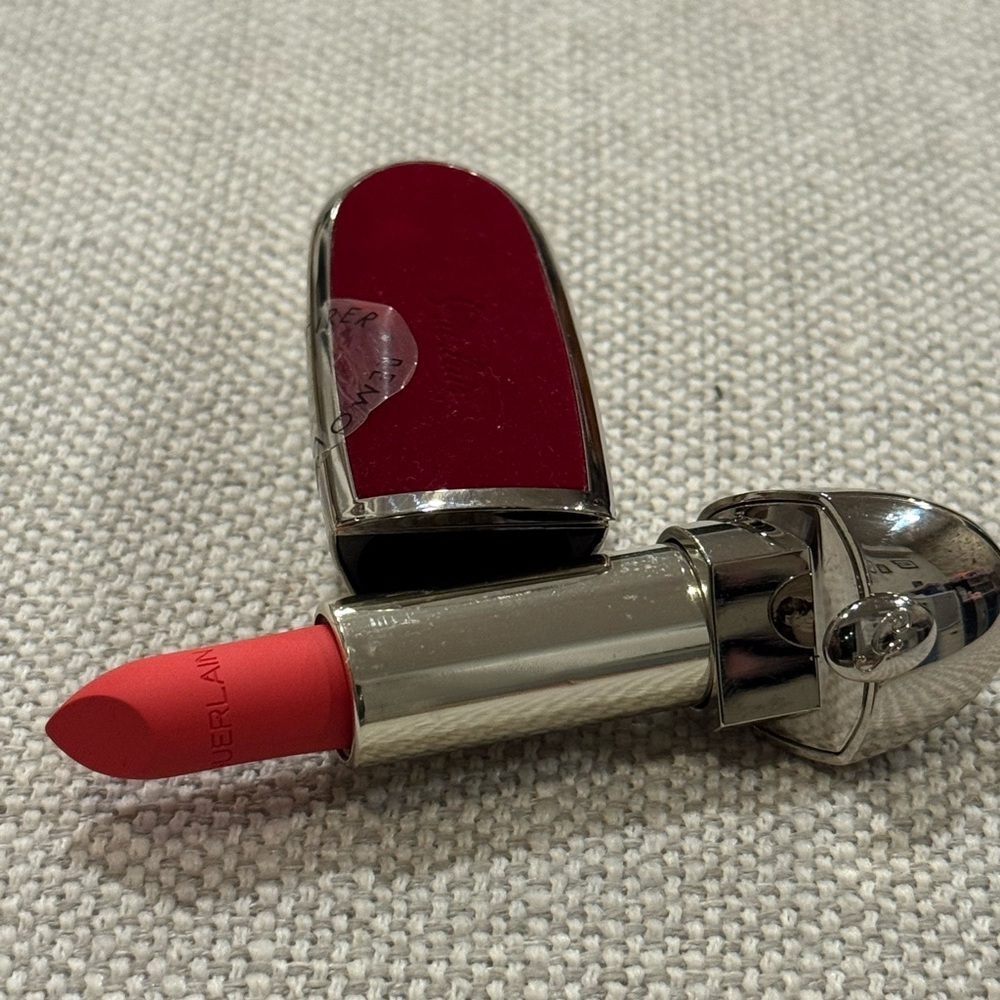 Guerlain Rouge G Limited Edition Red Velvet Gold Case PLUS No 40 Matte Lipstick